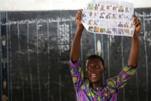 Are Poor Societies Stuck with Dictators? 180 Dictators01