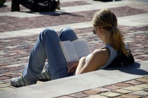 Do Students Lose Depth in Digital Reading? 21 Reading06