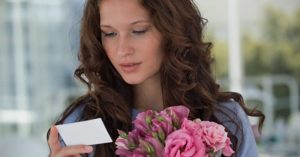 13 Sensitive Ways to Help Someone in Mourning 30 mourning06