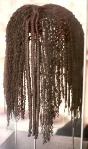 Archaeologies of Hair: The Head and Its Grooming from Ancient to Contemporary Societies