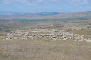 Five Key Sites of the Hittite Empire 97 Five Key Sites of the Hittite Empire