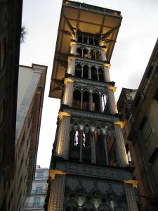 An Old Style in the Modern World: Gothic Revival Architecture 20 An Old Style in the Modern World: Gothic Revival Architecture
