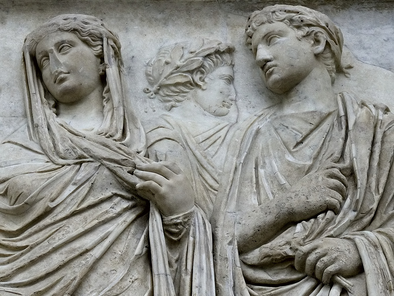 Accessing Afterlife: Tombs of Roman Aristocrats, Freedmen, and Slaves