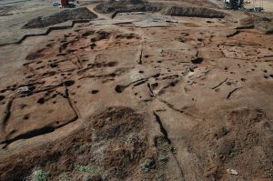 The Neolithic Cultures of Thessaly, Crete, and the Cyclades 36 The Neolithic Cultures of Thessaly, Crete, and the Cyclades