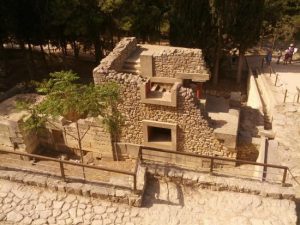 Minoan Domestic and Funerary Architecture of the Neopalatial and Post-Palatial Periods 50 Minoan Domestic and Funerary Architecture of the Neopalatial and Post-Palatial Periods