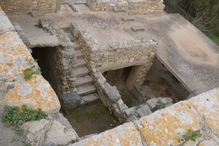 Neopalatial Minoan Domestic and Funerary Architecture of the Neopalatial and Post ...