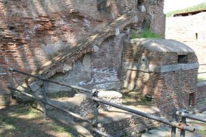 The Rise of Christianity in Ancient Ostia 379 The Rise of Christianity in Ancient Ostia