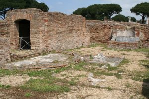 The Rise of Christianity in Ancient Ostia 407 The Rise of Christianity in Ancient Ostia