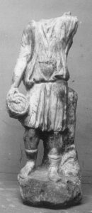 The Mills-Bakeries of Ancient Ostia and the Distributions of Free Grain