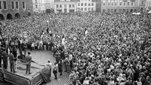 History of the Soviet Union, 1985-1992: Afghans to Perestroika-Glasnost and Baltic Independence to Dissolution 176 History of the Soviet Union, 1985-1992: Afghans to Perestroika-Glasnost and Baltic Independence to Dissolution
