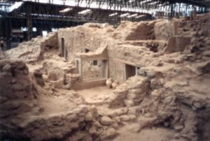 The Middle and Late Cycladic Periods in the Central Aegean Islands 53 The Middle and Late Cycladic Periods in the Central Aegean Islands