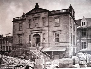 The Built Environment: Thomas Annan and Early Architectural Photography 86 The Built Environment: Thomas Annan and Early Architectural Photography