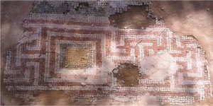 The Geometric Mosaics at Khirbat Mar Elyas (Northern Jordan): A Comparative Study 92 The Geometric Mosaics at Khirbat Mar Elyas (Northern Jordan): A Comparative Study