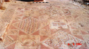 The Geometric Mosaics at Khirbat Mar Elyas (Northern Jordan): A Comparative Study 131 The Geometric Mosaics at Khirbat Mar Elyas (Northern Jordan): A Comparative Study