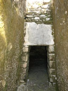 Neopalatial Minoa and Its Influence in the Aegean and Eastern Mediterranean Worlds 59 Neopalatial Minoa and Its Influence in the Aegean and Eastern Mediterranean Worlds