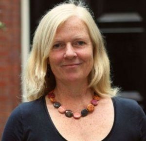 The Poetry of Robert Frost: The Power and Intrigue of Simile