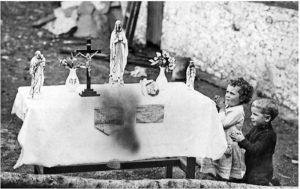 Divine Images as Beings in Western Europe, 1500-1960: Blood, Sweat, and Tears