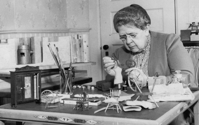 102417-06-Frances-Glessner-Lee