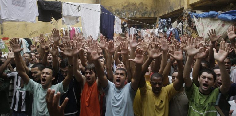 110317-12-Brazil-Gangs-Religion