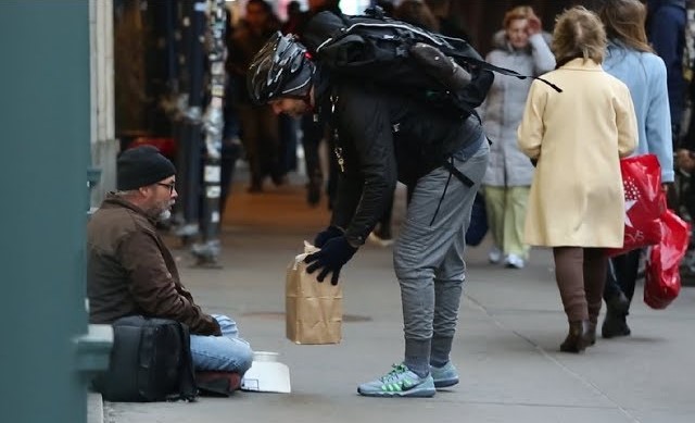 121617-22-Charity-Homeless