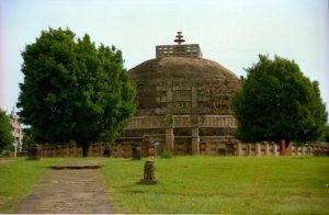 Architecture and Symbolism in Buddhist Monasteries 29 Architecture and Symbolism in Buddhist Monasteries