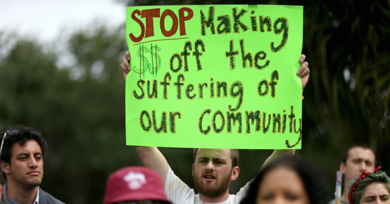 122817-94-Tax-GOP-Prison