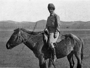 Yvette Borup Andrews: Photographing Central Asia in the Early 20th Century 34 Yvette Borup Andrews: Photographing Central Asia in the Early 20th Century