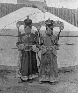 Yvette Borup Andrews: Photographing Central Asia in the Early 20th Century 35 Yvette Borup Andrews: Photographing Central Asia in the Early 20th Century