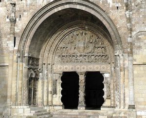 The Church of Saint-Pierre in Moissac: Art and Architecture along Medieval Pilgrimage Routes 31 The Church of Saint-Pierre in Moissac: Art and Architecture along Medieval Pilgrimage Routes