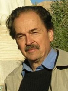 Tradition vs Charisma: The Sunni-Shi'i Divide in the Muslim World 4 Tradition vs Charisma: The Sunni-Shi'i Divide in the Muslim World