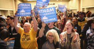 Can Democrats Catch a Wave in 2018?