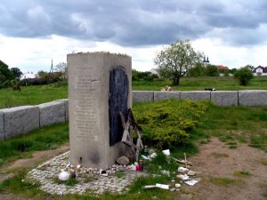 New 'Holocaust Law' Highlights Crisis in Polish Identity 7 New 'Holocaust Law' Highlights Crisis in Polish Identity