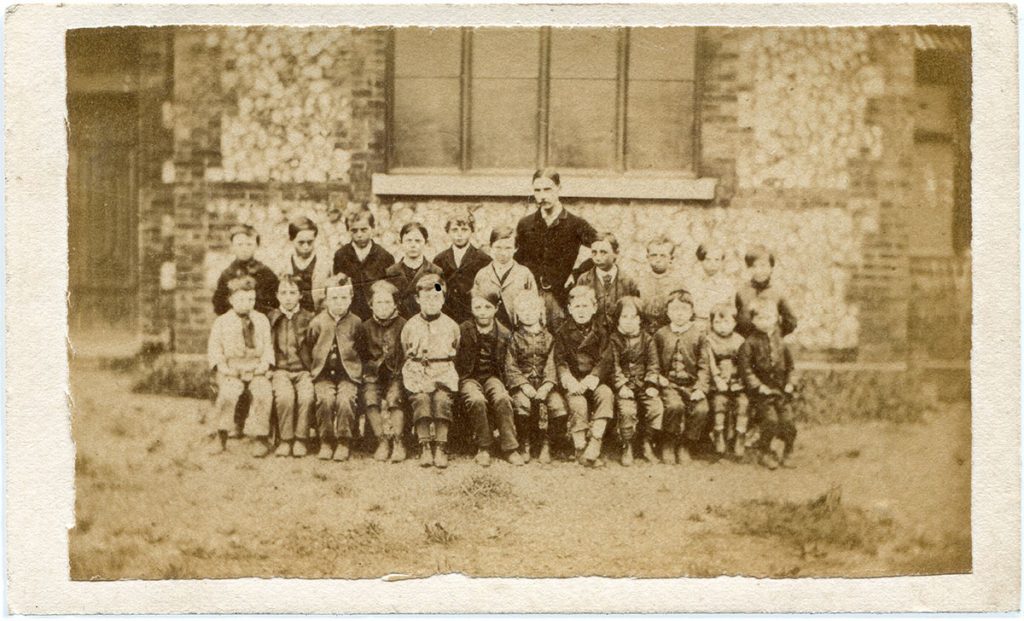 Class portrait, unknown school, somewhere in England (1860s)