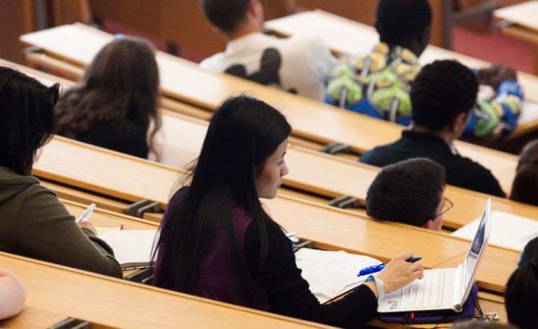 030418-04-Academic-Education-Technology