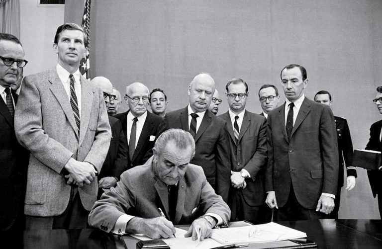 030918-18-Politics-Political-Science-Lobby-Interest