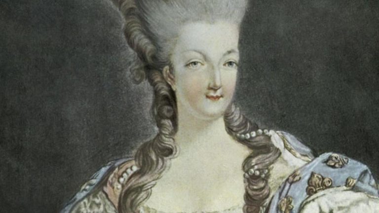 032518-95-Art-History-France-Marie-Antoinette