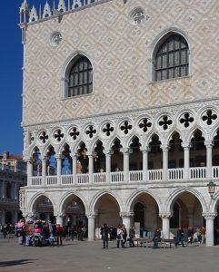 Palazzo Ducale in 14th-Century Venice 24 Palazzo Ducale in 14th-Century Venice