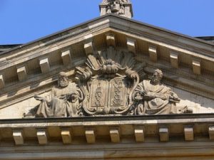 The Origin, Development, and Persistence of Roman Law through the Modern World 19 The Origin, Development, and Persistence of Roman Law through the Modern World