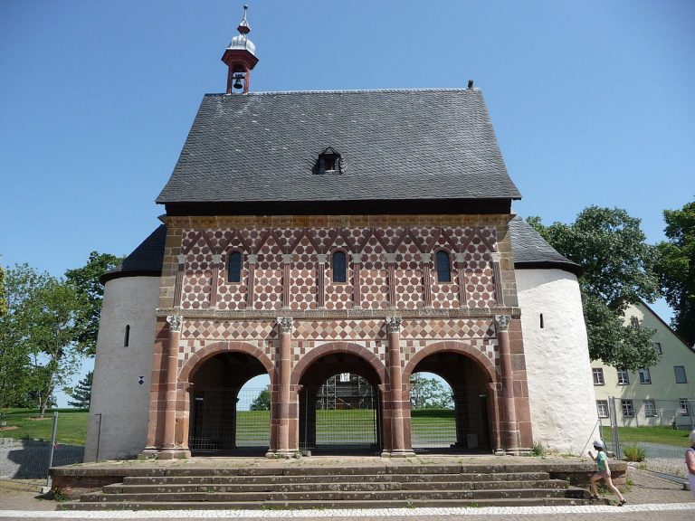 042918-62-Middle-Ages-Medieval-Art-History-Ottonian-Viking-Carolingian