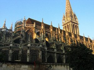 'Roman-Like': Early to High Medieval Romanesque Art and Architecture 137 'Roman-Like': Early to High Medieval Romanesque Art and Architecture