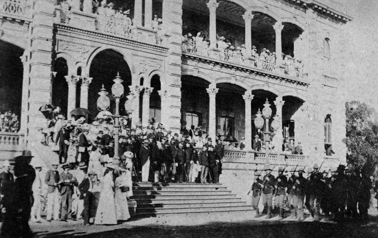 051118-07-Hawaii-History