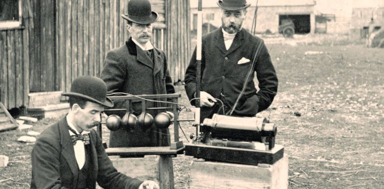 052218-17-History-Communication-Telegraph-Internet