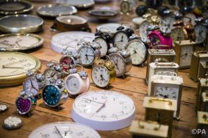 A Brief History of Telling Time 14 A Brief History of Telling Time