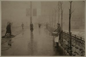 Urban Theory and Performative Streetscapes