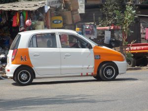 Urban Theory and Performative Streetscapes