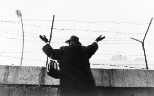 History's Great Walls: Good Neighbors or Bad Policy? 38 History's Great Walls: Good Neighbors or Bad Policy?