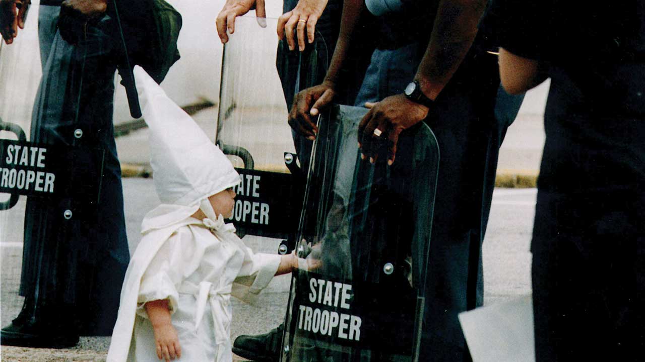 082718-10-Politics-Hate