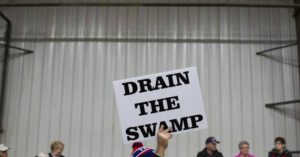 083118-03-Trump-Politics