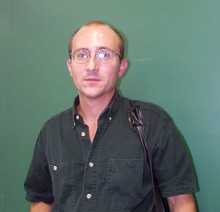 How to Tell the Difference Between Persuasion and Manipulation