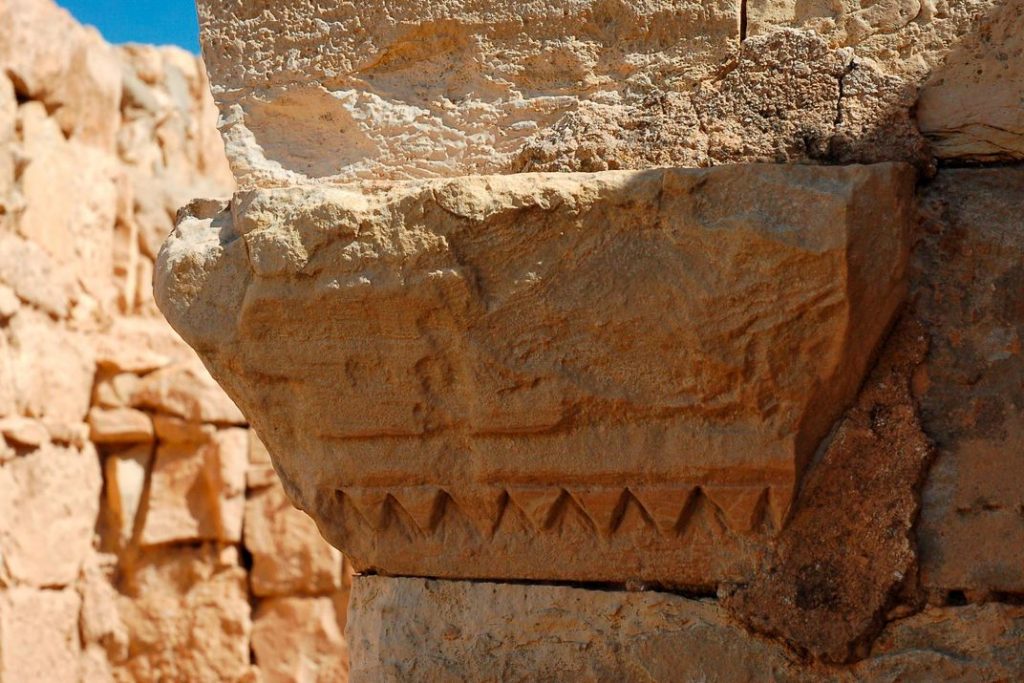 Exploring the Ruins of an Ancient Incense Route Brewminate: A Bold ...